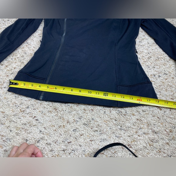 Lululemon Bhakti Yoga Jacket Black Womens Sz 8 - Picture 2 of 13